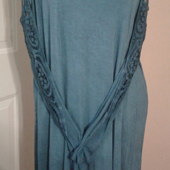 Cold Shoulder Long Sleeve Teal Top - Picture 4 of 5